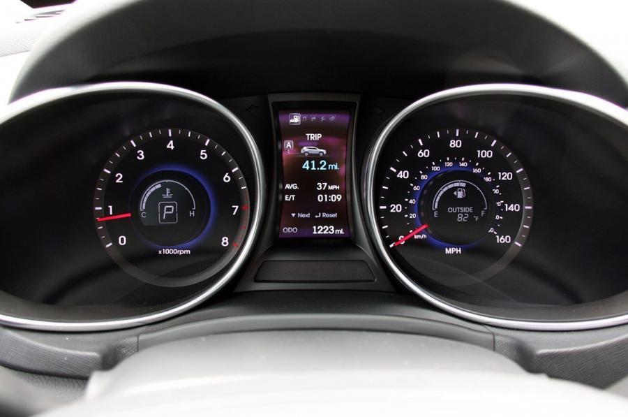  Hyundai Santa Fe Sport 2013 года  (фото 18 из 67)
